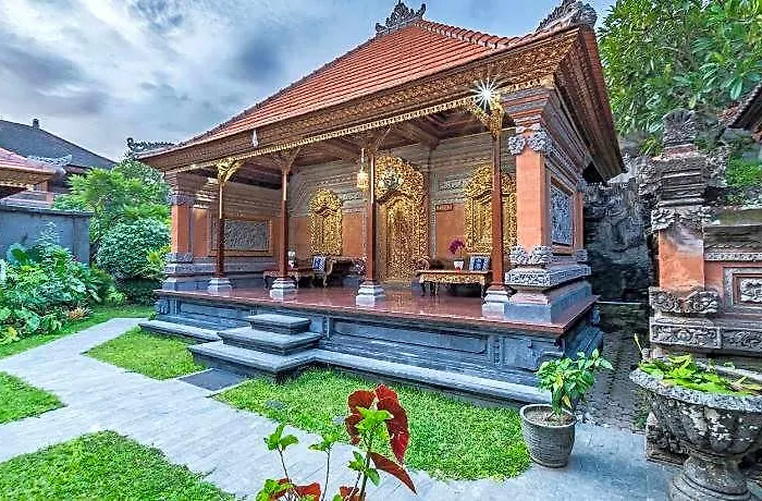 Kirani Joglo Bali Sukawati